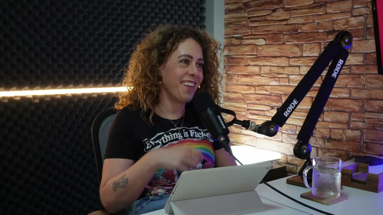 להעמיס סטודנט ולהיות רווקה חופשייה - עם טל קלאי | לא מטופלים, פרק 14