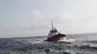 Pelaut... ombak besar laut jawa
