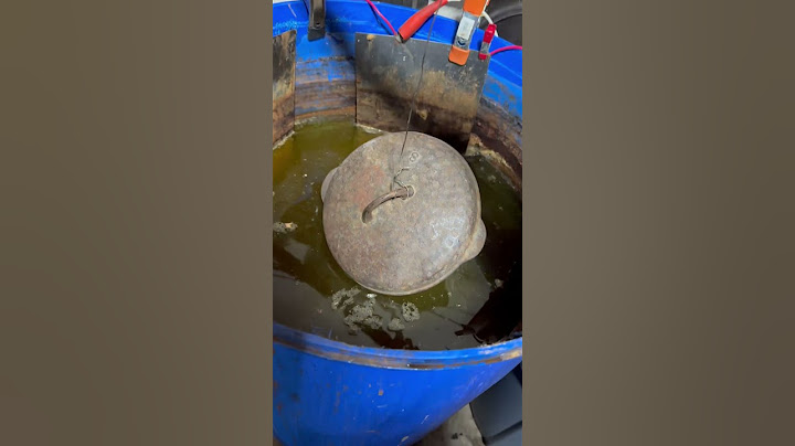 “UGLY” hammered chicken fryer lid #diyhomedecor #restoration #vintage #castironcookware #shorts
