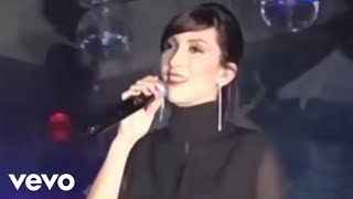 Hande Yener - Acı Veriyor - Antalya Kurban Bayramı Konseri - TGRT Haber | 2006