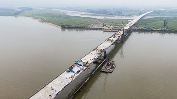 Cận cảnh cầu vượt sông hơn 1.300 tỷ đồng dài nhất cao tốc Bắc-Nam