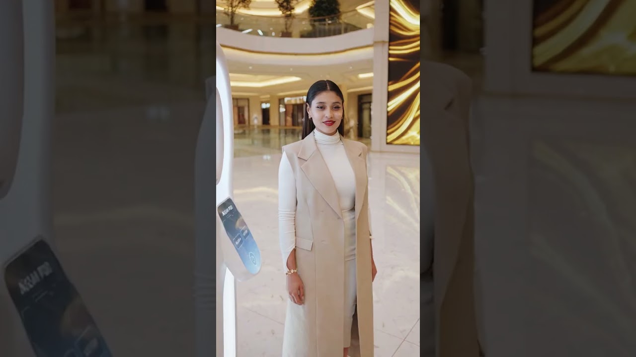 Робот для макияжа 