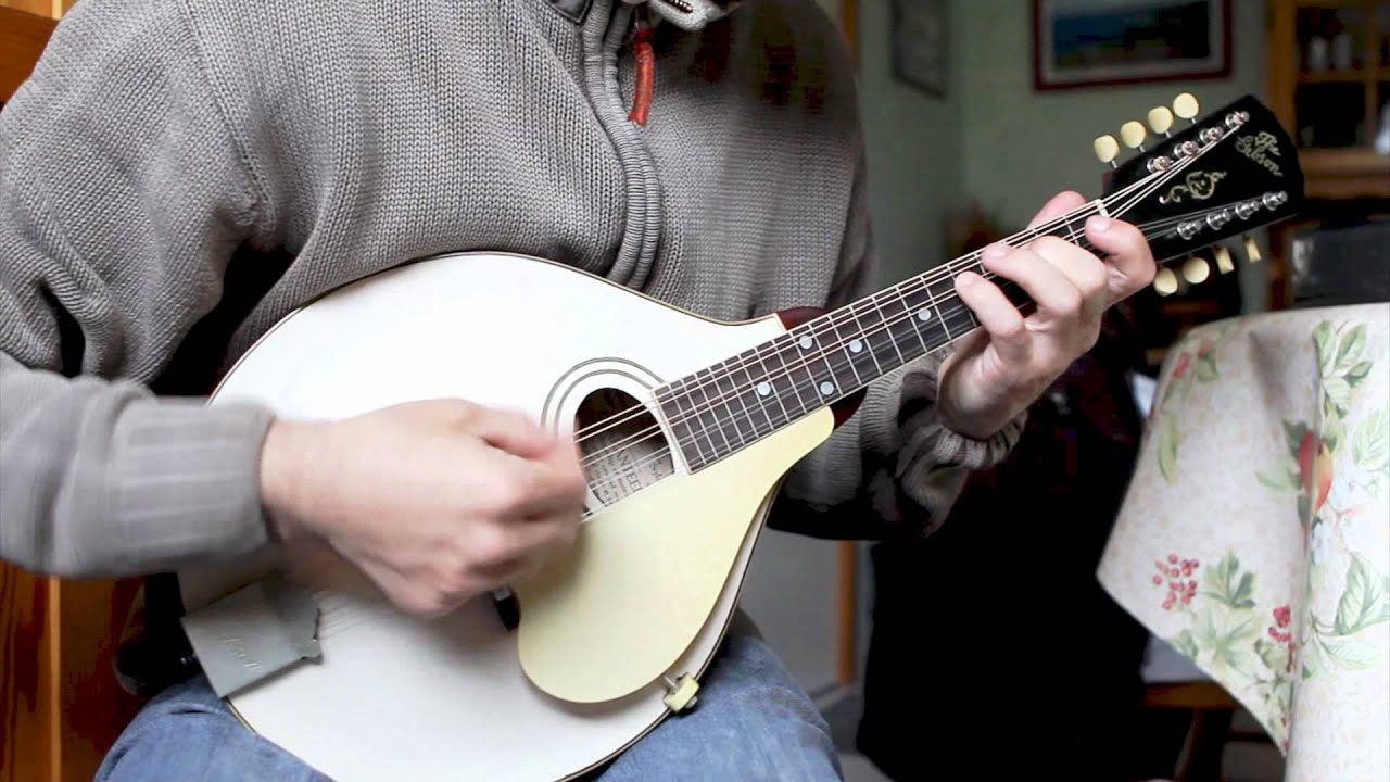 Mandolin tunes. Brid Harper's (Irish jig) YouTube