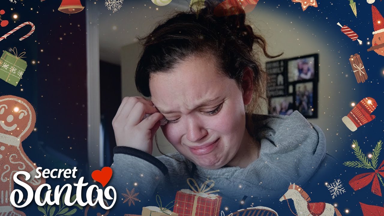 Мы посадили вертолет во дворе этой молодой мамы, чтобы доставить долгожданный сюрприз от Тайного ...