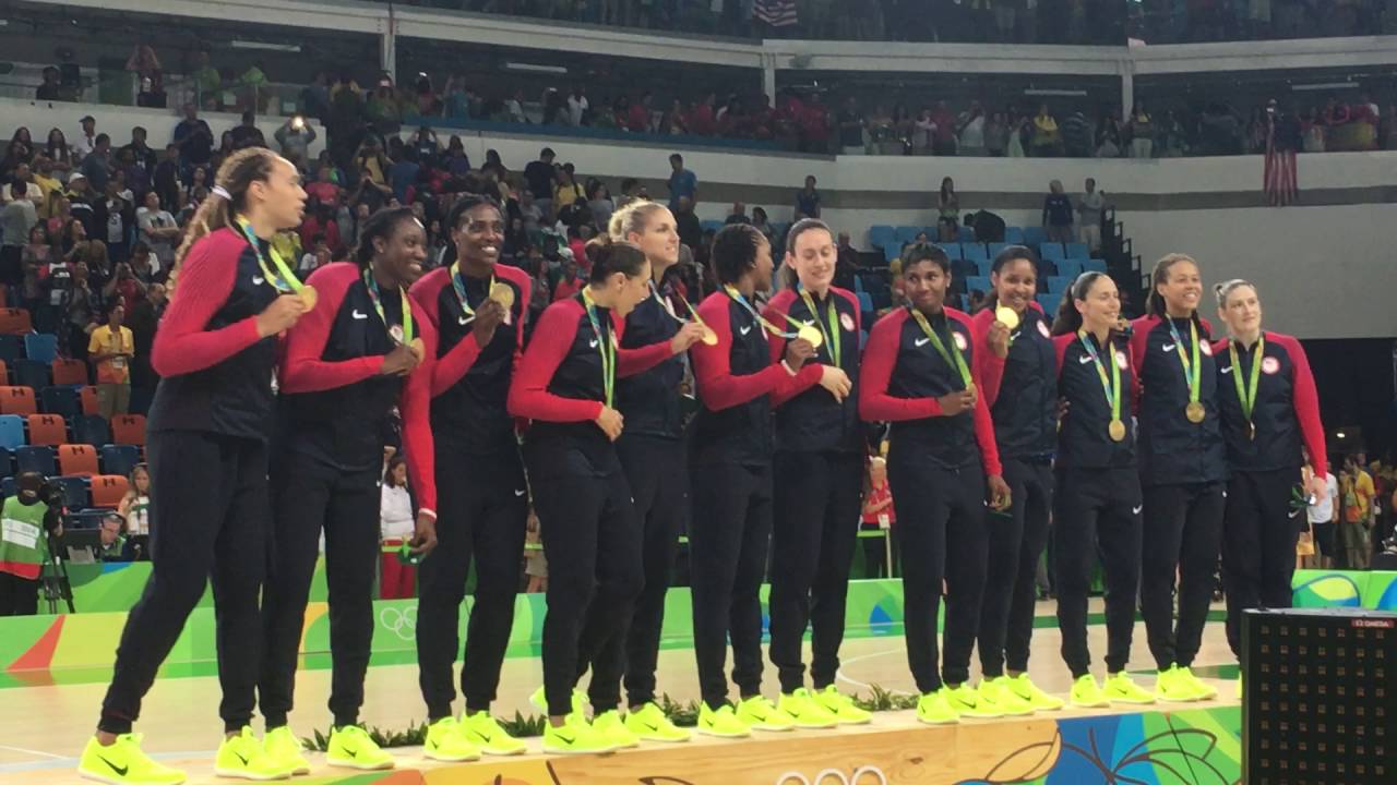 Usa Women S Basketball Gold Medal Ceremony 16 Olympic Games Youtube