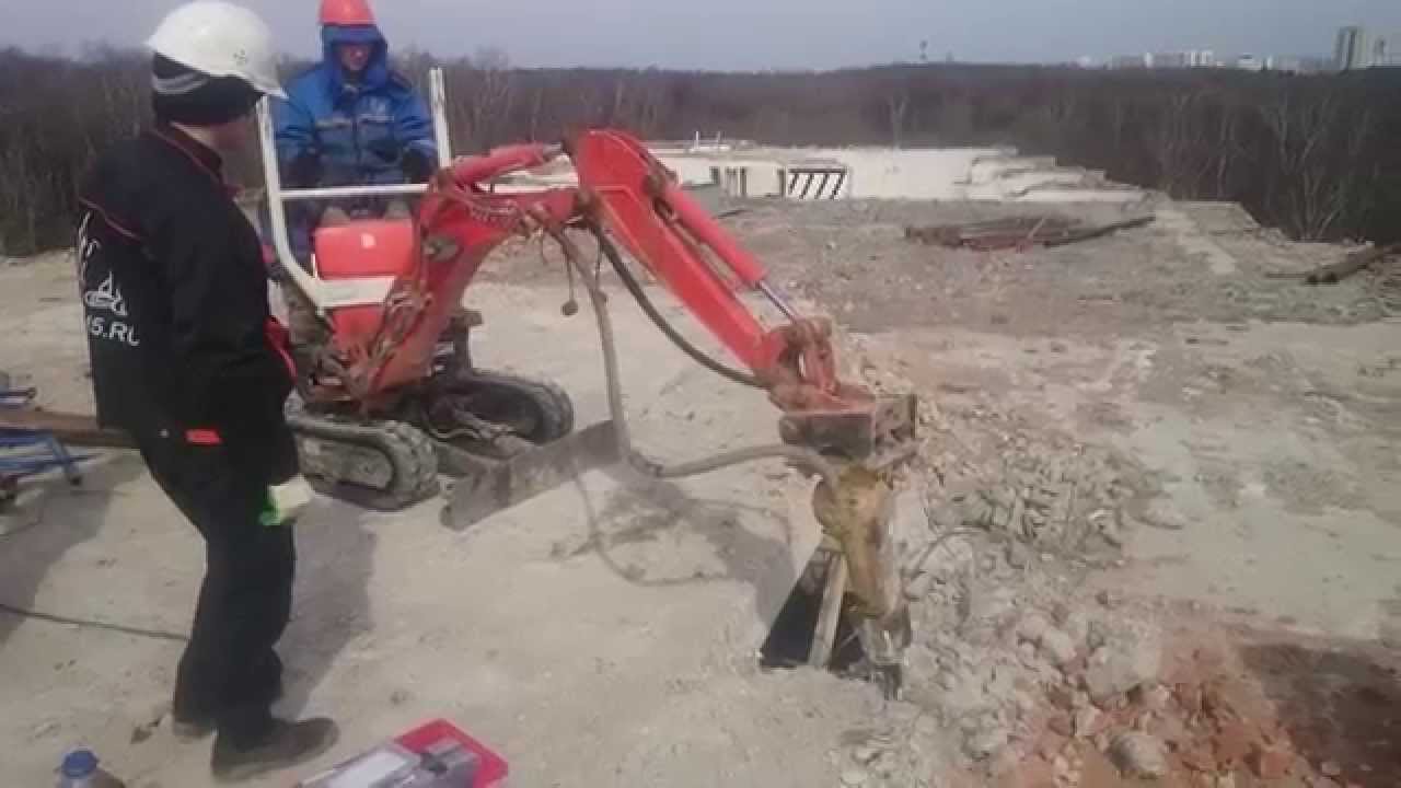 Реконструкция терапевтического корпуса ЦКБ  миниэкскаватор Kubota K008-3