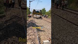 rail linking and sleeper lying new rail track #status #statusvideo #viral #railwaydepartment
