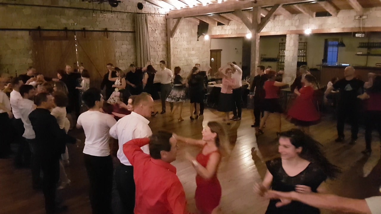 Tanec Prievidza- spoločensé tance Petra Tužinského - valčík ruda- 2časť