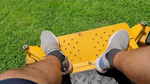 50 Inch Cub Cadet RZT Zero Turn Riding Lawn Mower 450 hrs