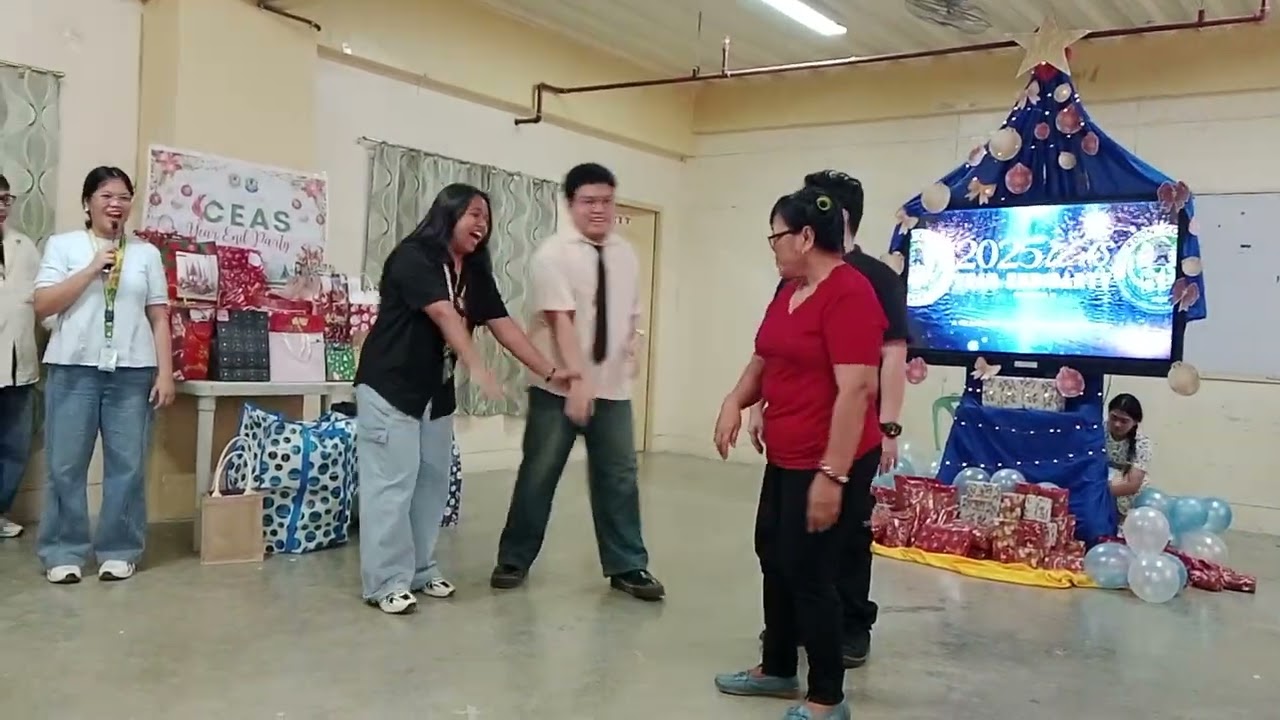 Scandal dance namin ng Math dept 😅😅😂🙃😅kayo na po bahala., meripaskopaksiw 🎄🌹💪❤️🎄🎄🌹🌹🎄🎄