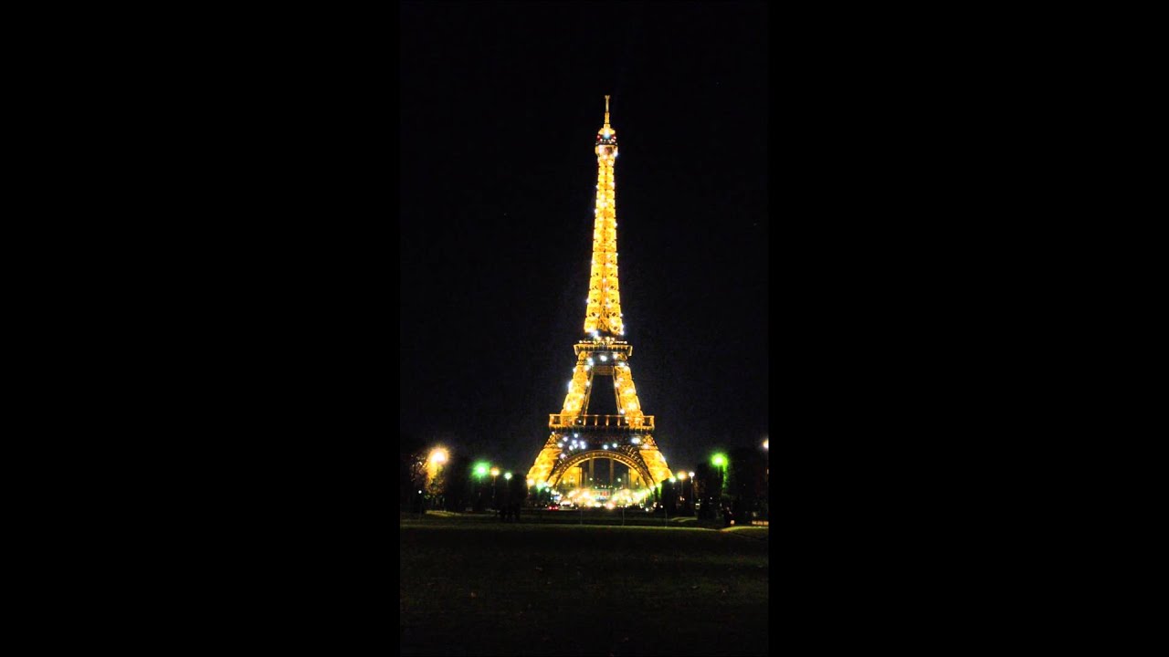 Blinking lights on Eiffel Tower, Dec '13 when my painting was exhibited at the Louvre! YouTube