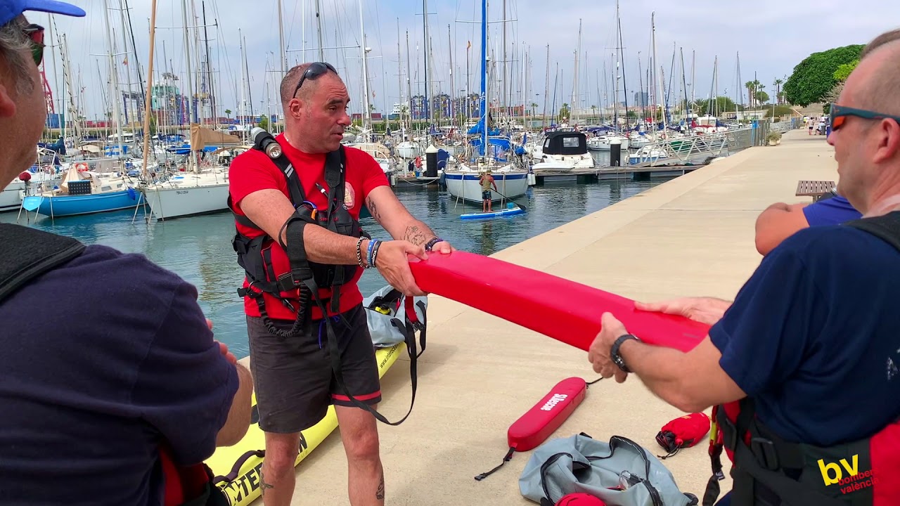 Práctica formativa de rescate acuático en superficie 🏊🏼 🚤