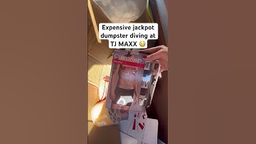 Wait until you see see what i found in this dumpster.. #dumpster #dumpsterdiving #viral #coach