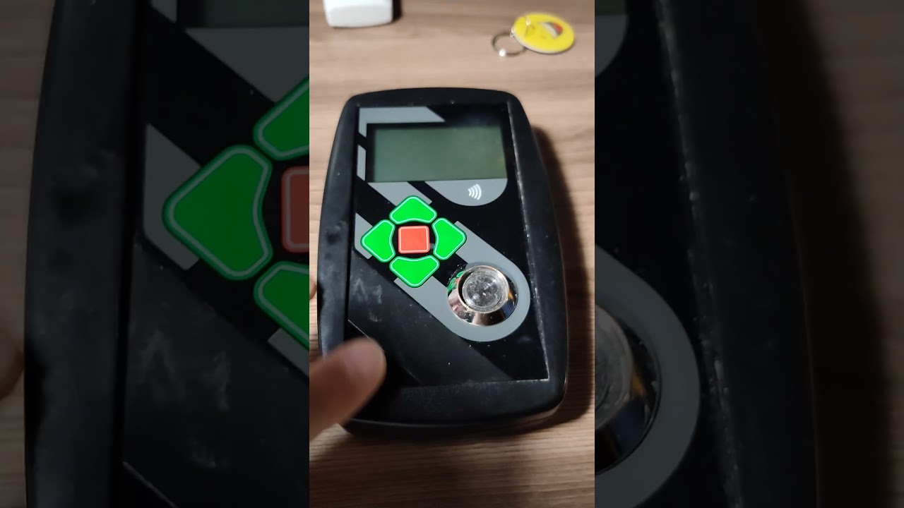 Самый крутой дубликатор-программатор домофонных ключей