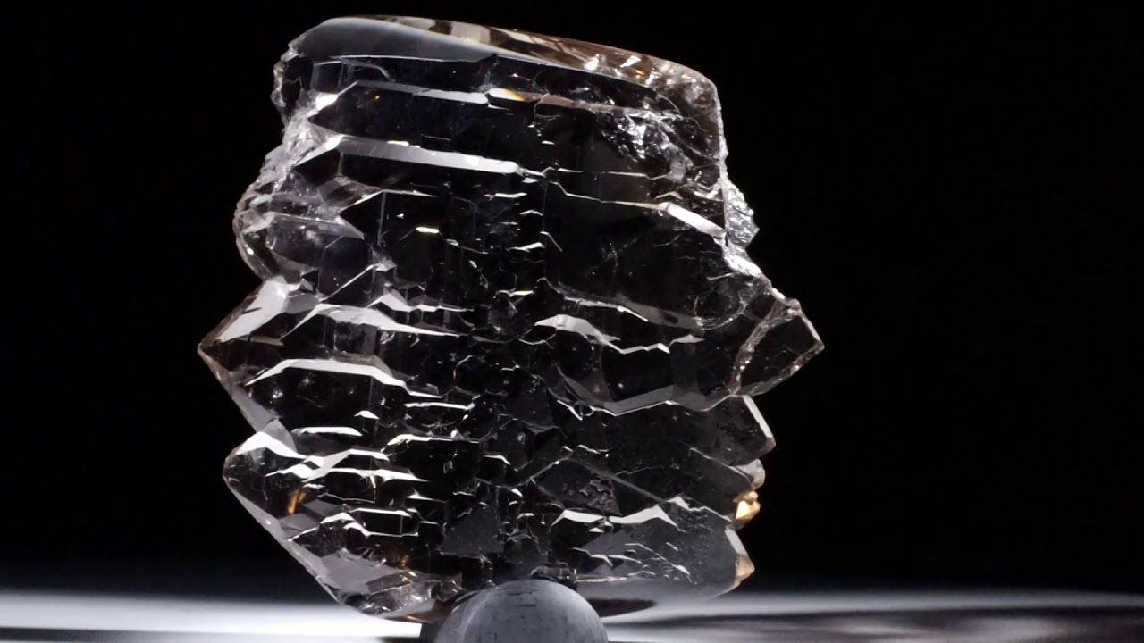 Bergkristall Gwindel Schweiz, ca.75x80x20mm, Eine Seite der Torsion nachgeschliffen