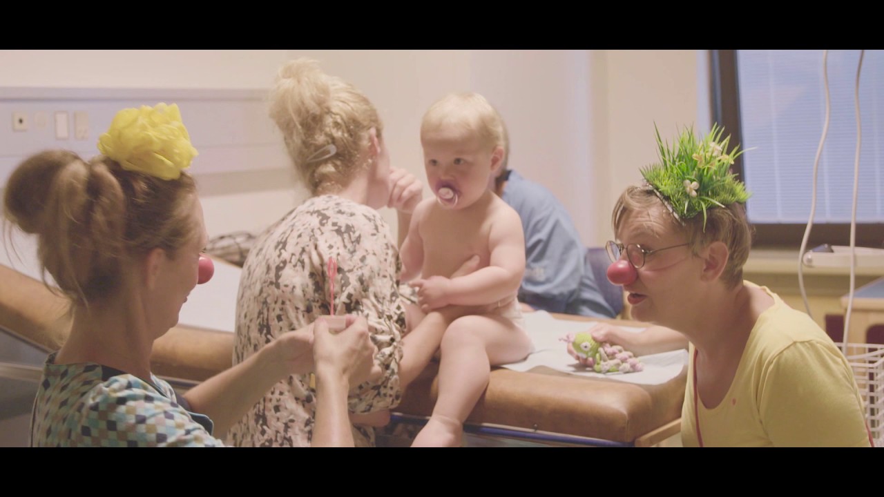 Petunia & Fru Ib spreder glæde på Viborg Sygehus