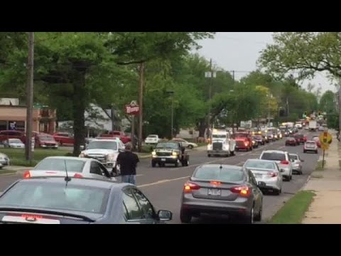 Hundreds of tow trucks at funeral for driver hit, killed on Ohio ...