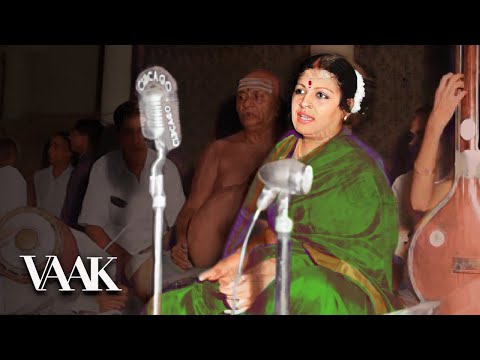 Lost in Time: MS Subbulakshmi’s Electrifying 1956 Performance at the Music Academy, Madras!