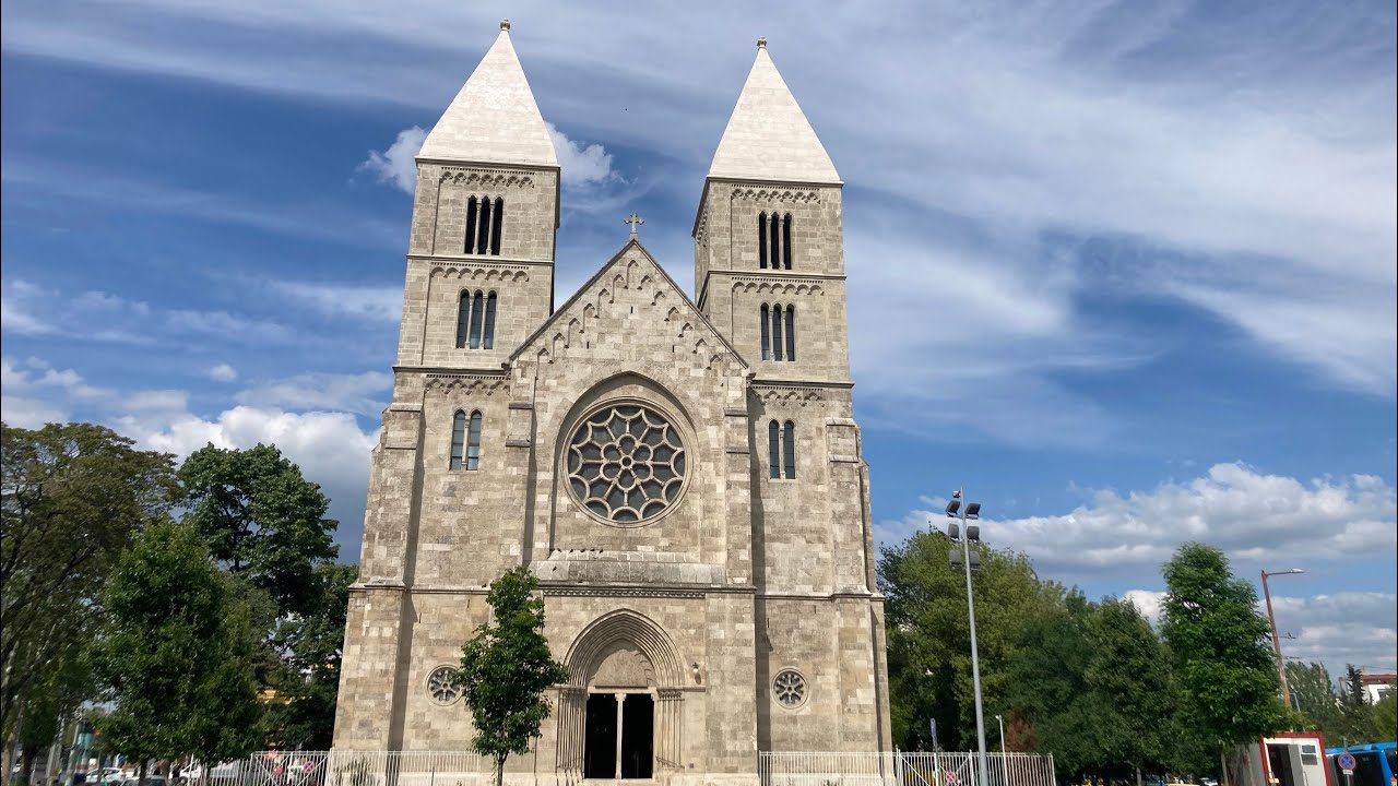 Budapest XIII (H) az Árpádházi Szent Margit templom harangjai