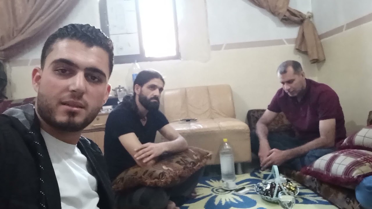 جلسة الاحباب في منزل الشهيد ابو علي دابق