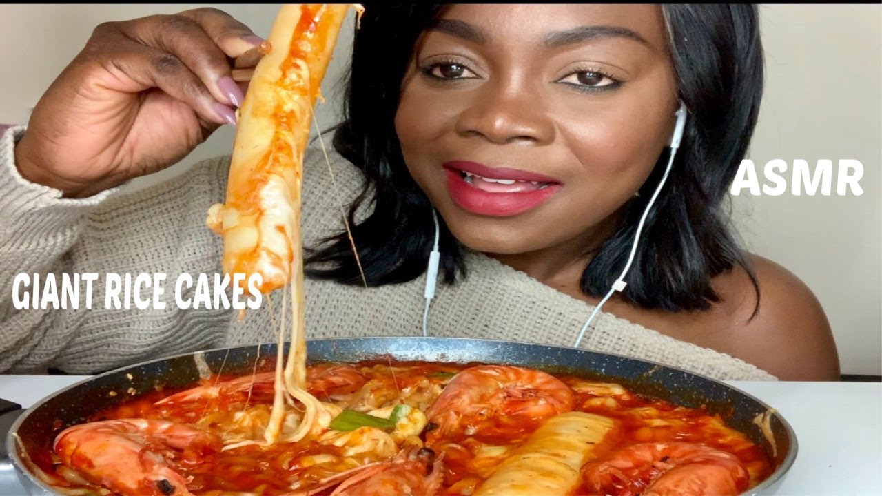 GIANT RICE CAKES AND CHEESY NOODLES WITH SHRIMP (EXTREME CHEWY SOUND)