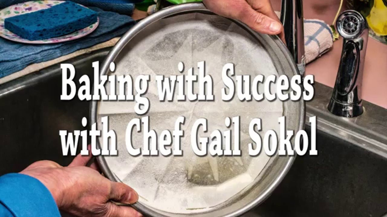 How to Make a Parchment Circle for a Cake Pan YouTube