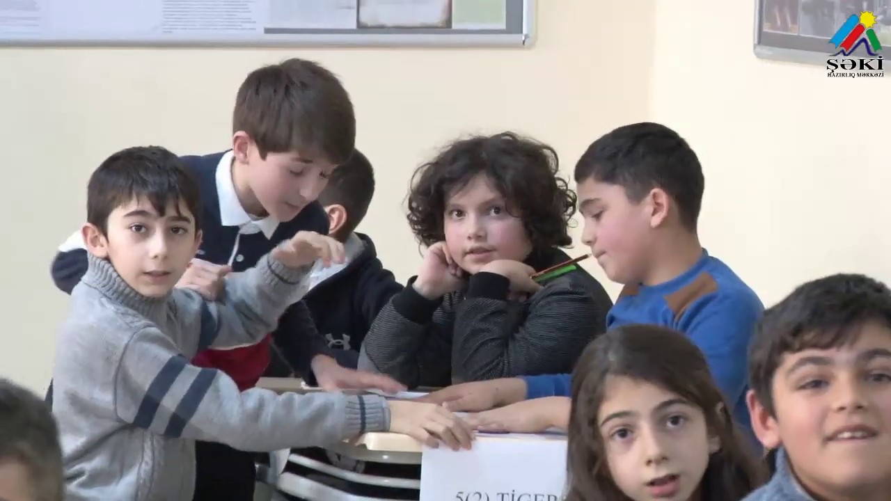 V-VIII sinif dinləyicilərimiz İngilis dili yarışması