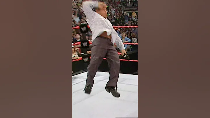 A legendary Stone Cold Stunner 🫡