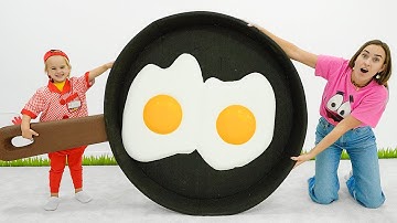 Chris Learns Cooking Breakfast for Mom - funny stories for kids