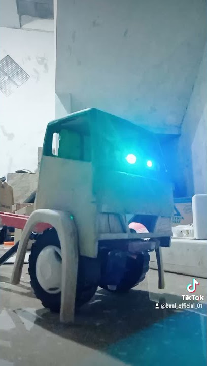 Review Strobo miniatur truk