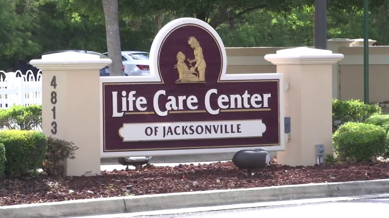Jacksonville nurse sues nursing home, says it’s not doing enough to