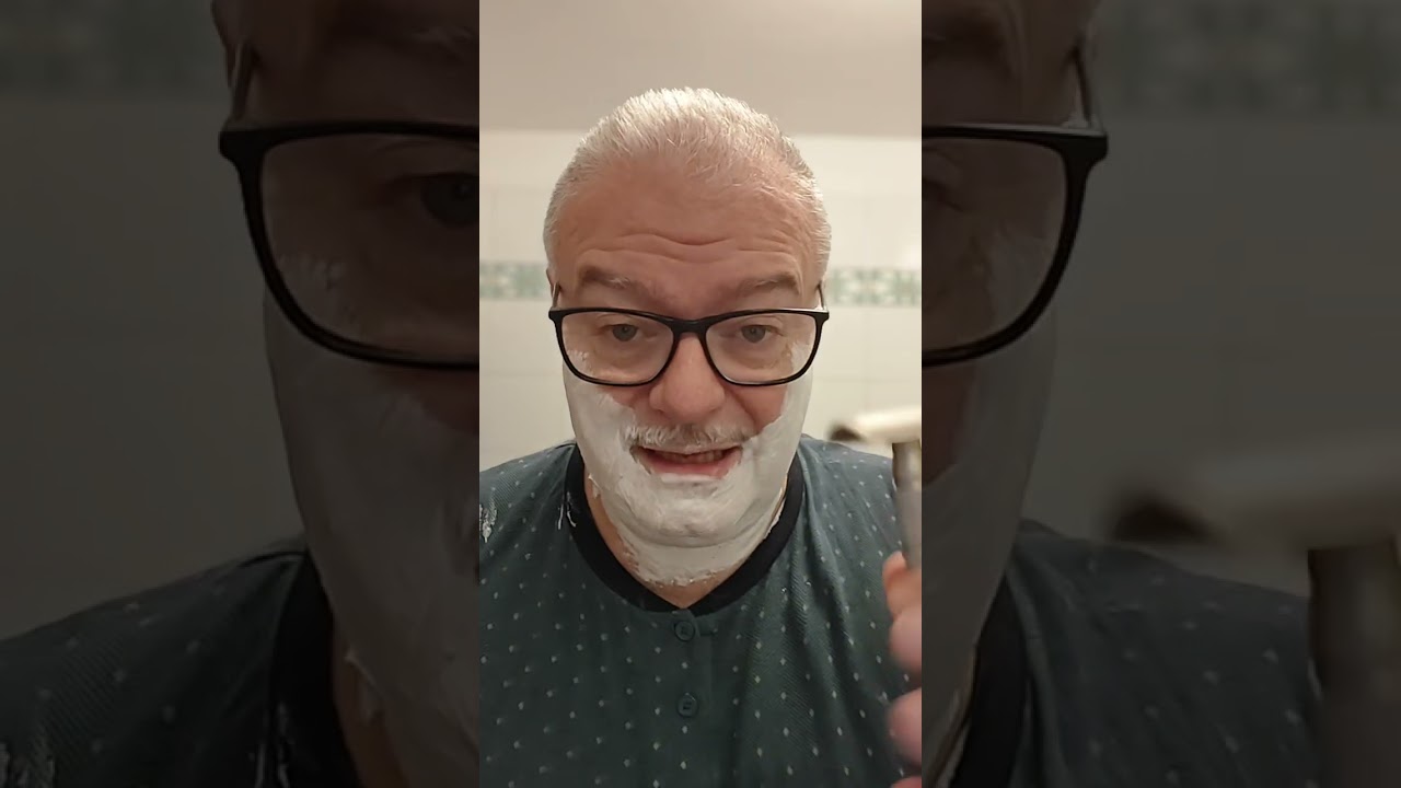 RASATURA:Rasoio Caveem alluminio poca spesa tantissima resa, confort TOP efficienza pure