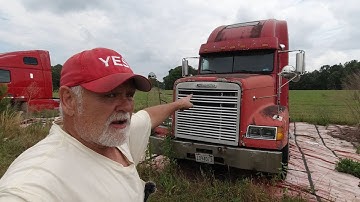 WILL IT START!? FreightLiner sitting for 6yrs. I HOPE SO!!!
