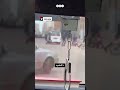 مواطن يوثق هجوم بلطجية على مواطن في محافظة بورسعيد