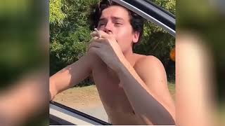 Cole sprouse dance(instagram)