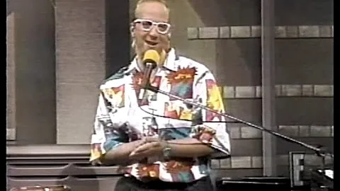 Chris Elliott as Paul Shaffer on Letterman, March ...