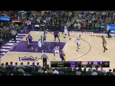 Jeremy Lin Drops The Flashy No Look Dime To Boozer 