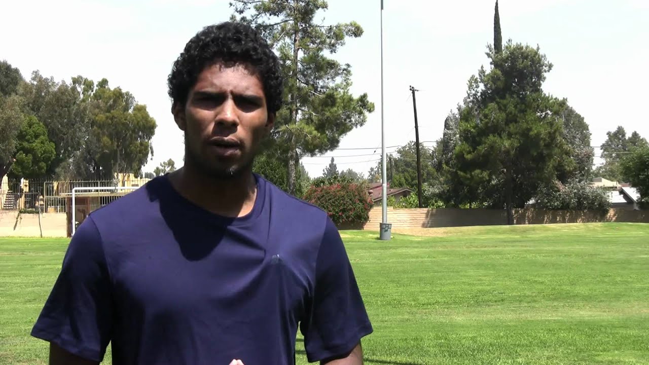 Football Drills How to Play the Tight End Football Position YouTube