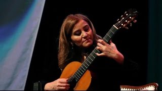 Berta Rojas plays Julia Florida with Yamaha classical guitar GC82C