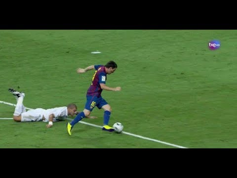 ميسي ضد اصعب مدافع شاهد كيف كان يبهدل الساحر ميسي المدافع بيبي