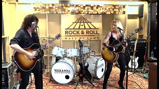 Garage Sessions: Lita Ford, Maggie Rose &amp; Liv Charette - Rock Your Giving Week