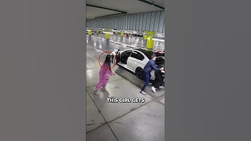 She Saved Her Friend From Being Kidnapped With A Funny Plan! 😂