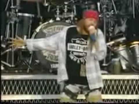 Guns N' Roses - Its So Easy - Live In Paris 1992
