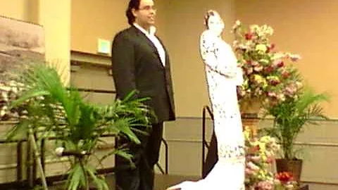 Alexander Caraballo sings 'La donna e mobile'