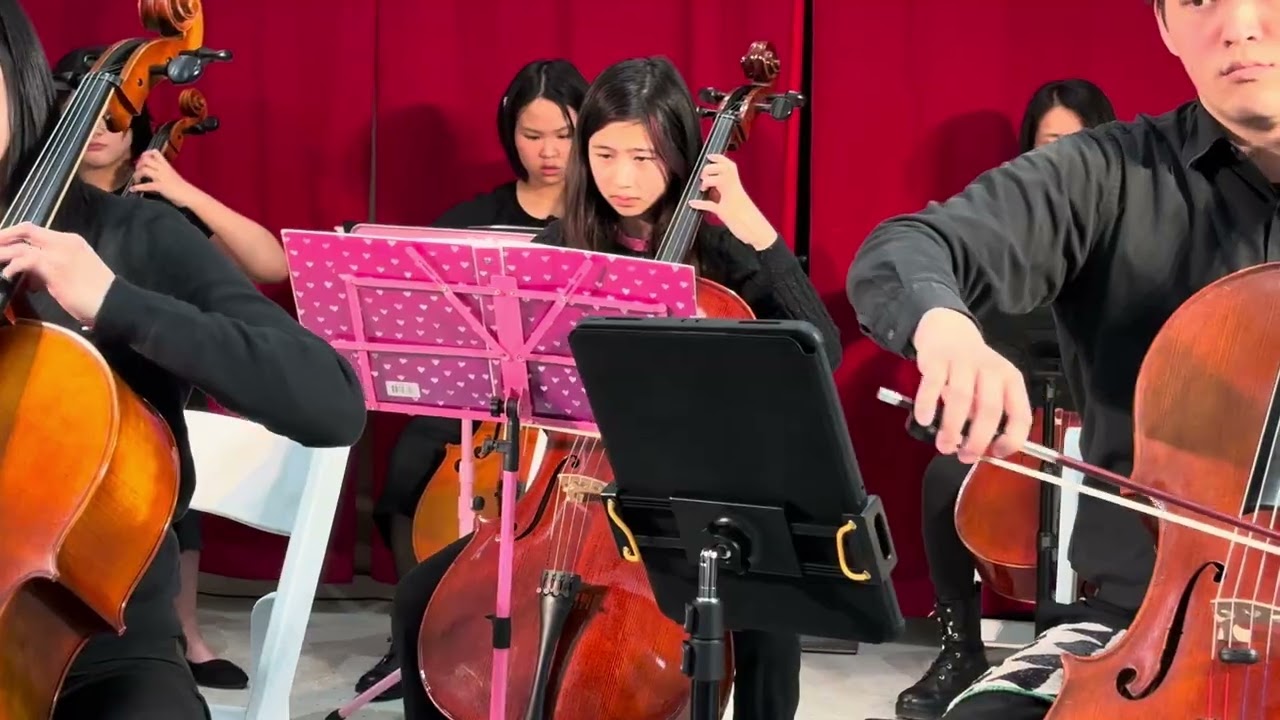 6. The Moon represents my heart @EnCello Toronto 