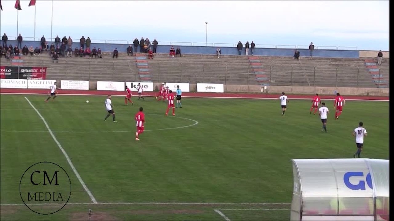 LEO ESCOBAR FOOTBALL PLAYER / JUGADOR DE FUTBOL