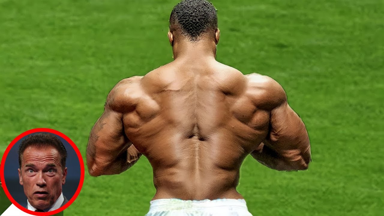 Strongest Nfl Athletes Who Look Like Bodybuilders Youtube