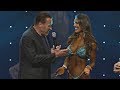 Arnold's Awkward Moment with Bikini Competitor