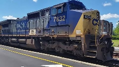 [CSX]7832 CW40-8 & ES40DC Leads F707-23 With Massive K5LA Doppler Effect In Fayetteville NC & Long T