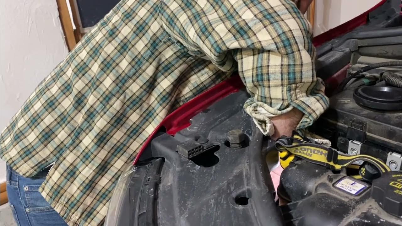 How To Replace Passenger Side Headlight on 20112022 WK2 Grand